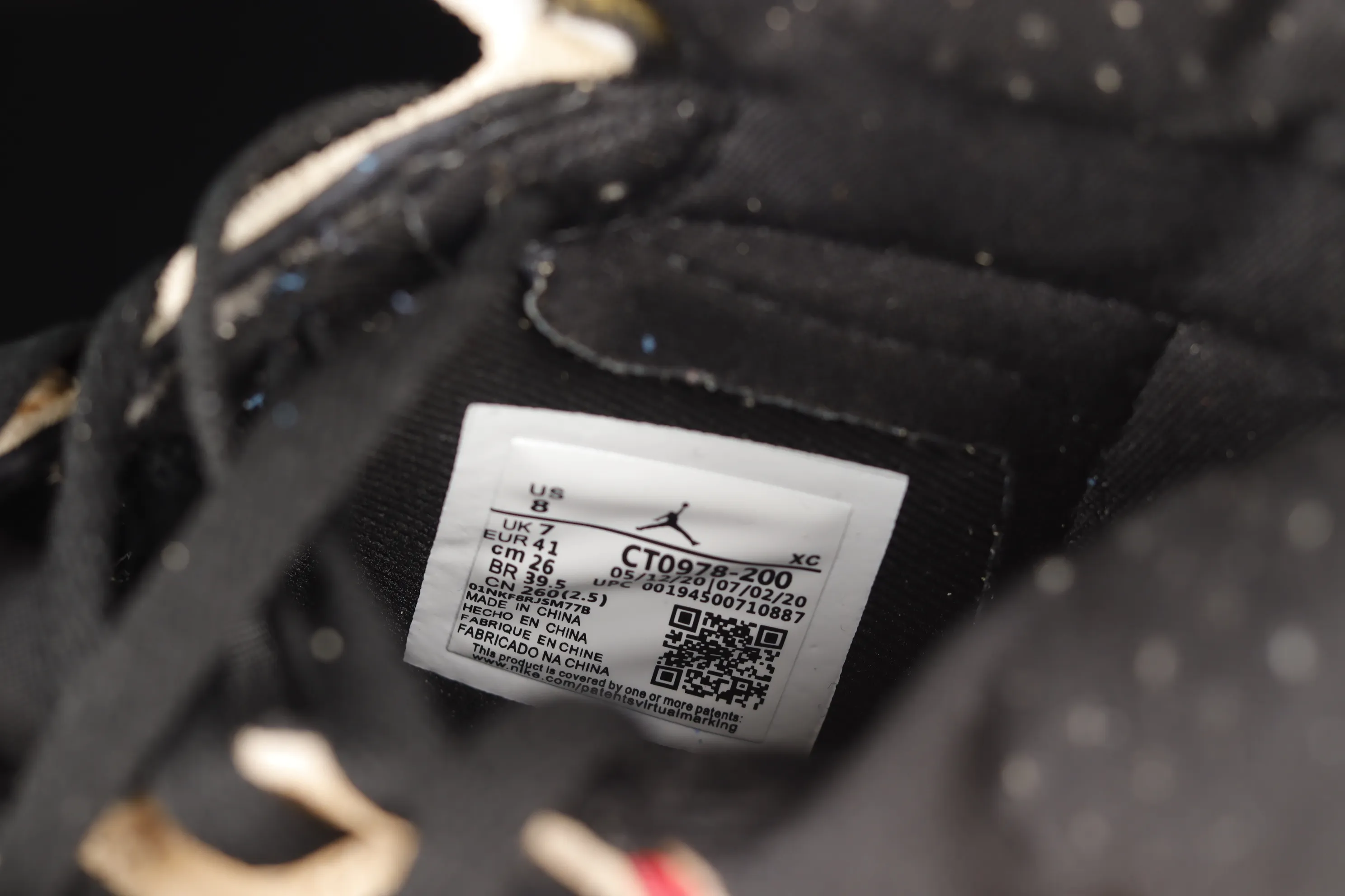 All categories Air Jordan Jordan series basketball shoes Air Jordan 1 High Air Jordan 1 Zoom CMFT AJ1 Joe 1 white, black and yellow color matching CT0978-200